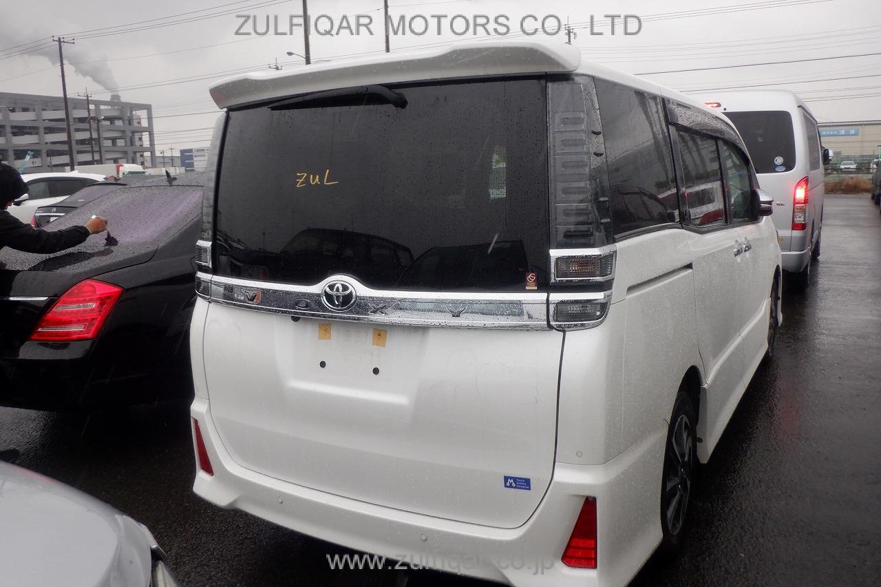 TOYOTA VOXY 2021 Image 24