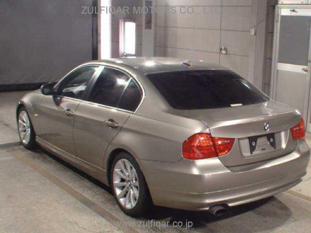 BMW 3 SERIES 2011 Image 2