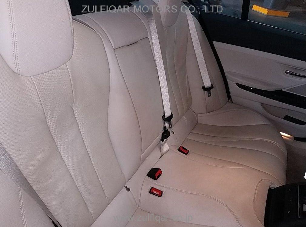 BMW 6 SERIES 2012 Image 6