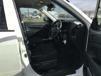 TOYOTA PROBOX 2018 Image 17