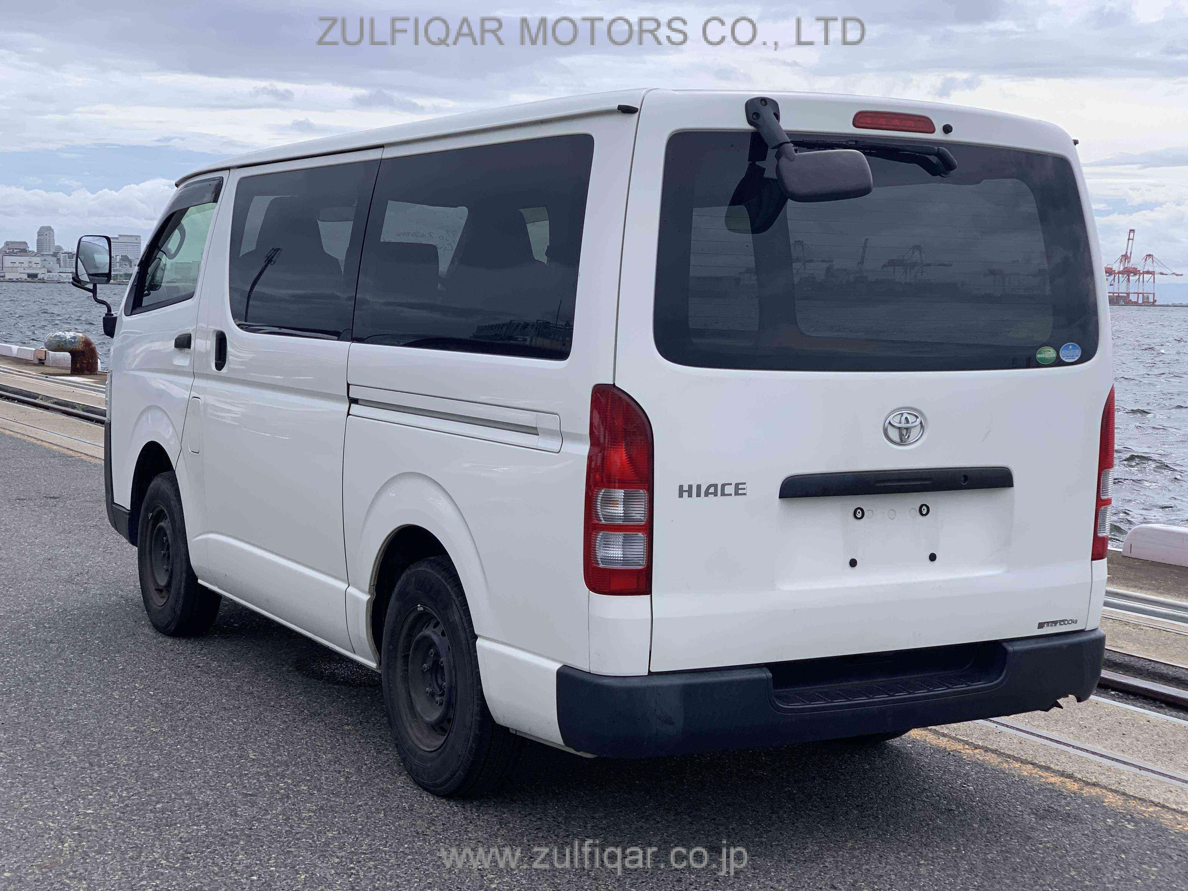 TOYOTA HIACE 2018 Image 21