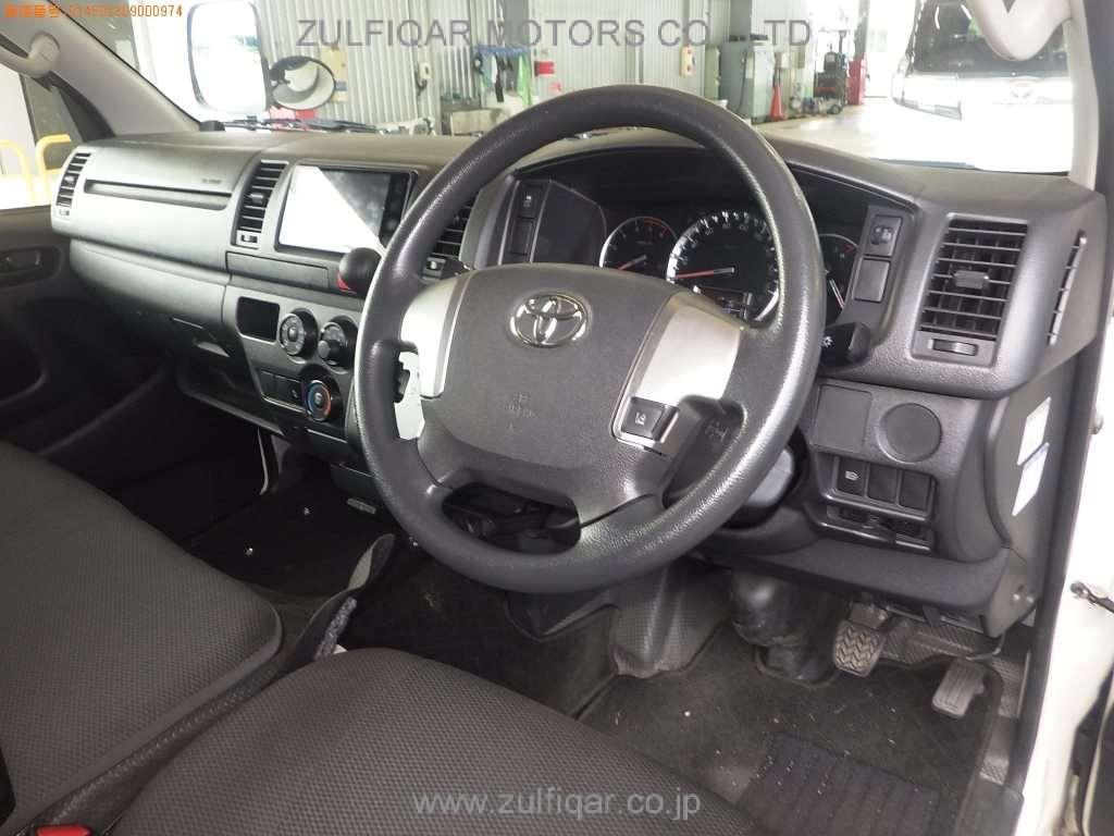 TOYOTA HIACE 2018 Image 5