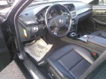 MERCEDES BENZ E CLASS 2011 Image 3
