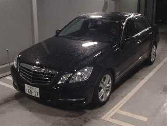MERCEDES BENZ E CLASS 2011 Image 4