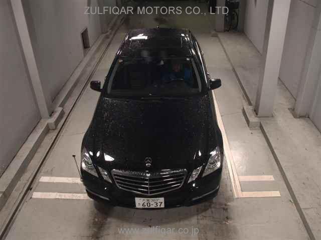 MERCEDES BENZ E CLASS 2011 Image 6