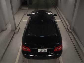 MERCEDES BENZ E CLASS 2011 Image 7