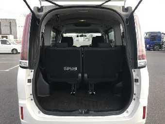 TOYOTA NOAH 2018 Image 14