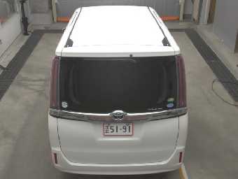 TOYOTA NOAH 2018 Image 7