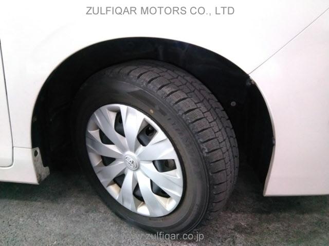 TOYOTA NOAH 2018 Image 9