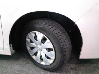 TOYOTA NOAH 2018 Image 9