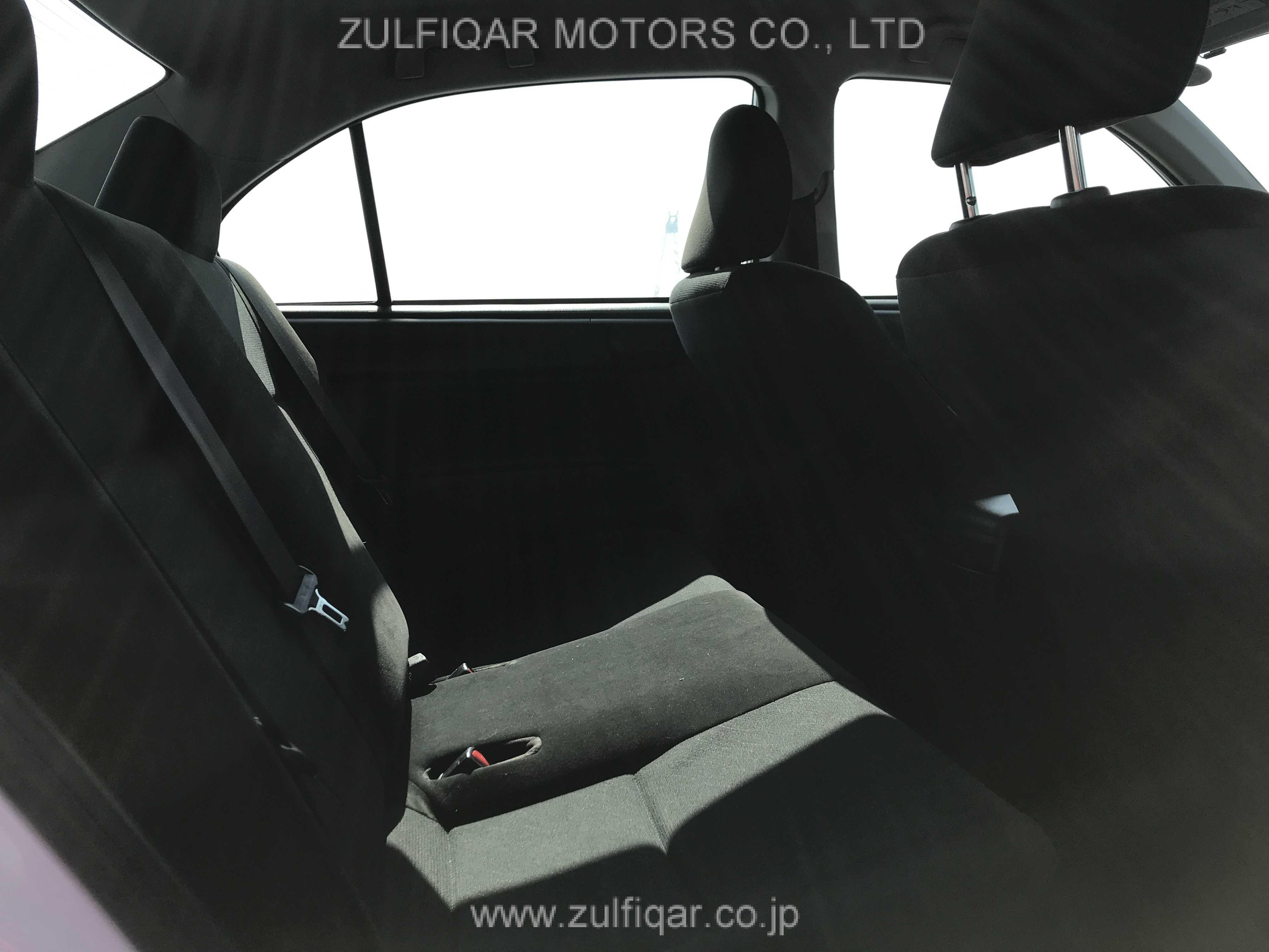 TOYOTA COROLLA AXIO 2018 Image 12