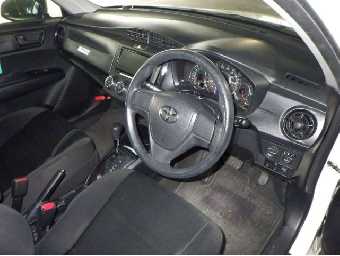 TOYOTA COROLLA AXIO 2018 Image 5