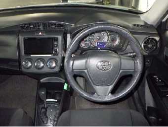 TOYOTA COROLLA AXIO 2018 Image 6