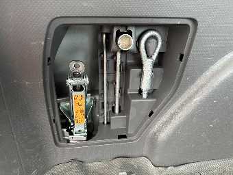 NISSAN NV150 AD 2018 Image 13