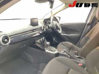 MAZDA DEMIO 2019 Image 6