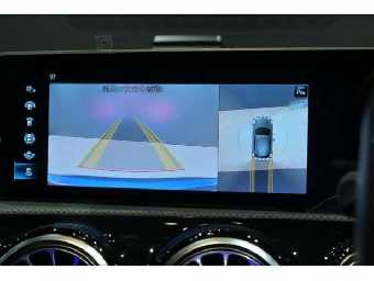 MERCEDES BENZ A CLASS 2020 Image 13