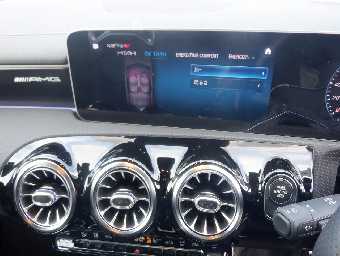 MERCEDES BENZ A CLASS 2020 Image 19