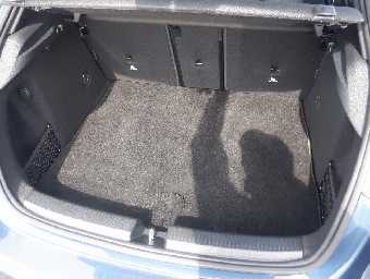 MERCEDES BENZ A CLASS 2020 Image 24