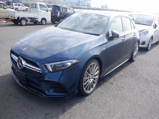 MERCEDES BENZ A CLASS 2020 Image 32