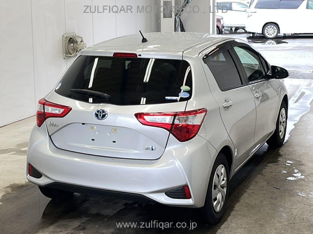 TOYOTA VITZ 2019 Image 2