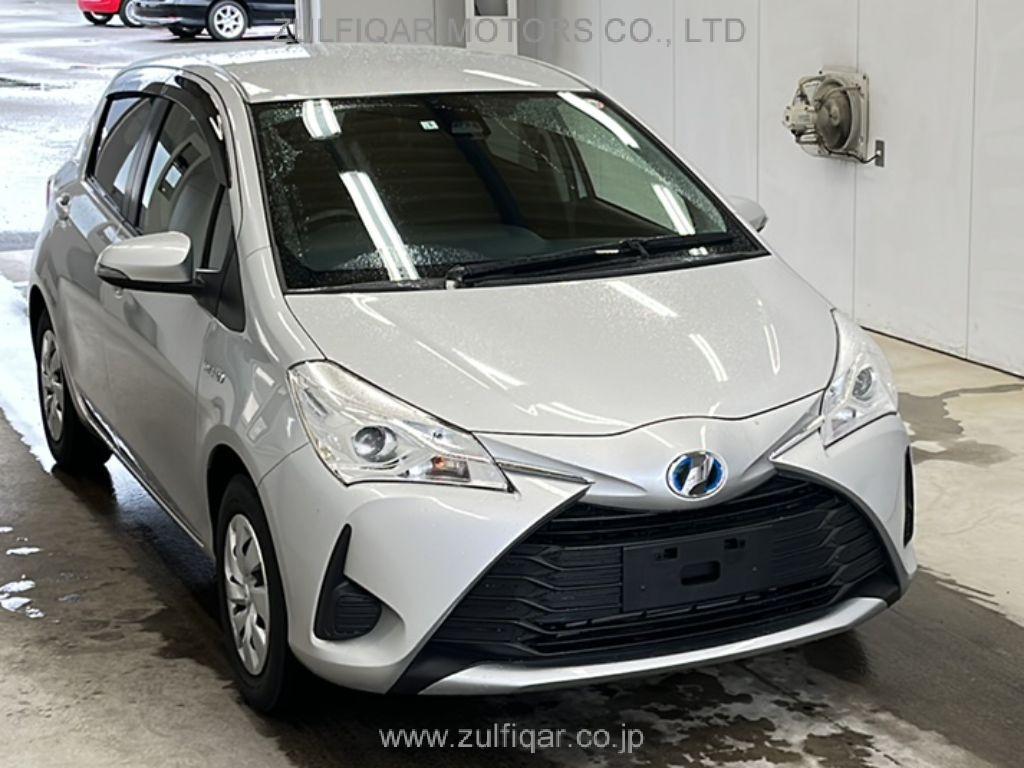 TOYOTA VITZ 2019 Image 4