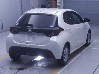 TOYOTA YARIS 2021 Image 2