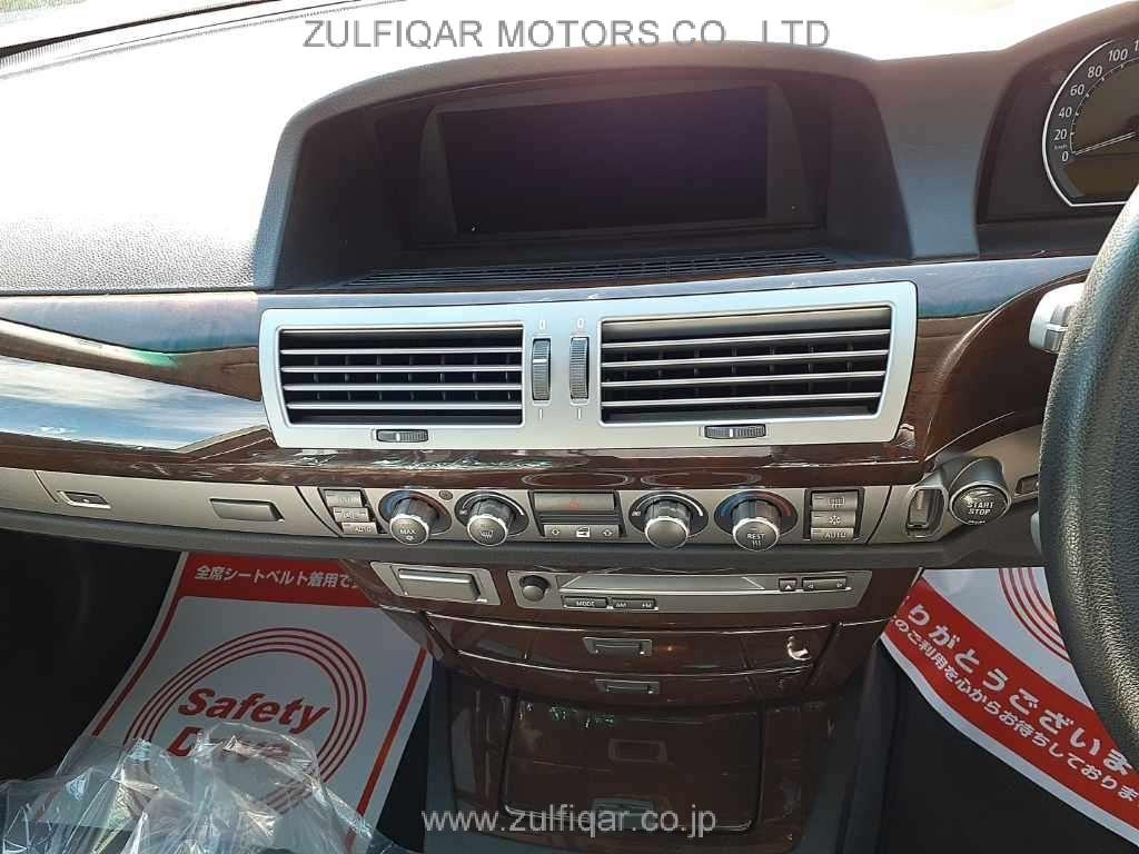 BMW 7 SERIES 2006 Image 10