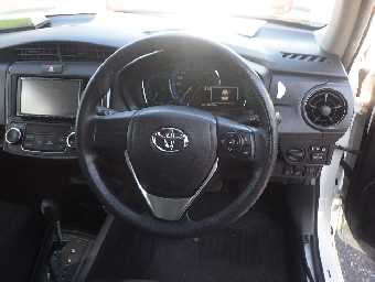 TOYOTA COROLLA AXIO 2019 Image 8