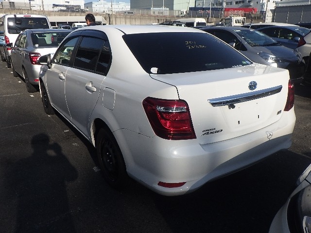 TOYOTA COROLLA AXIO 2019 Image 33