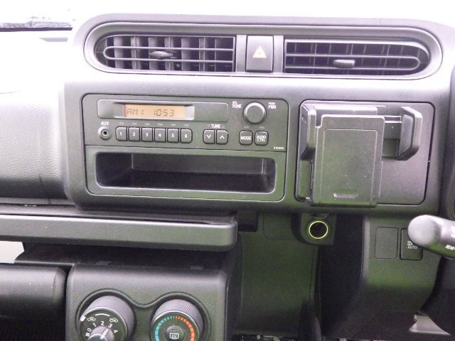 TOYOTA PROBOX 2018 Image 24