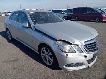 MERCEDES BENZ E CLASS 2010 Image 2