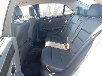 MERCEDES BENZ E CLASS 2010 Image 17