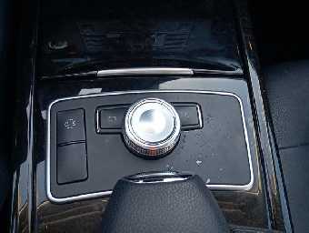 MERCEDES BENZ E CLASS 2010 Image 24