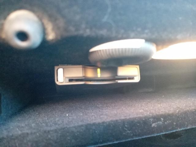 MERCEDES BENZ E CLASS 2010 Image 31