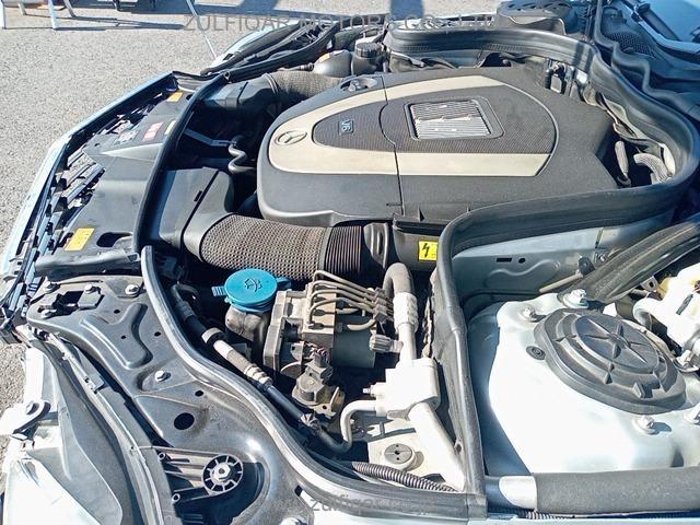 MERCEDES BENZ E CLASS 2010 Image 8