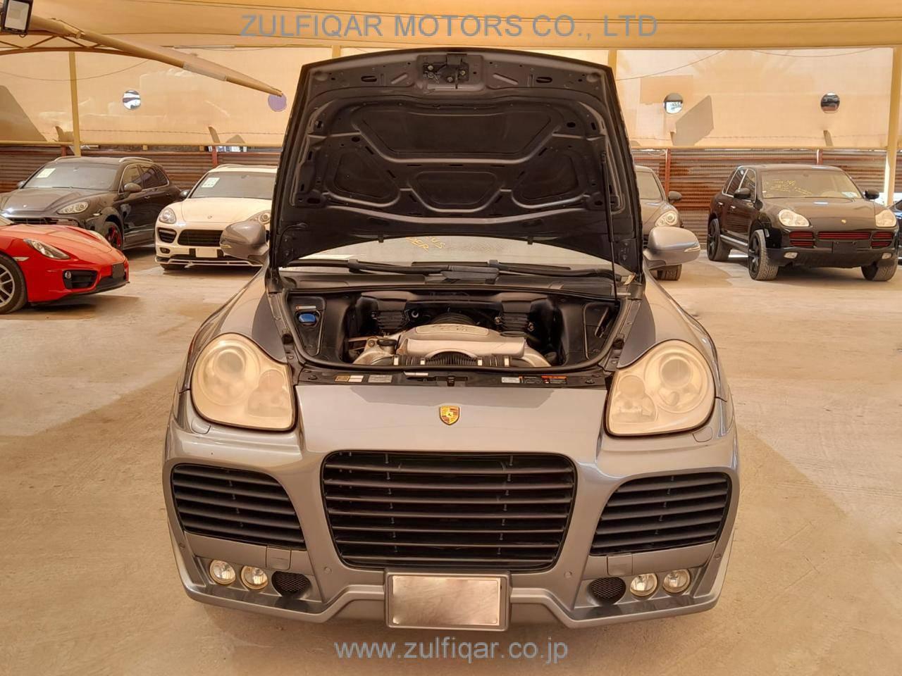 PORSCHE CAYENNE 2005 Image 9