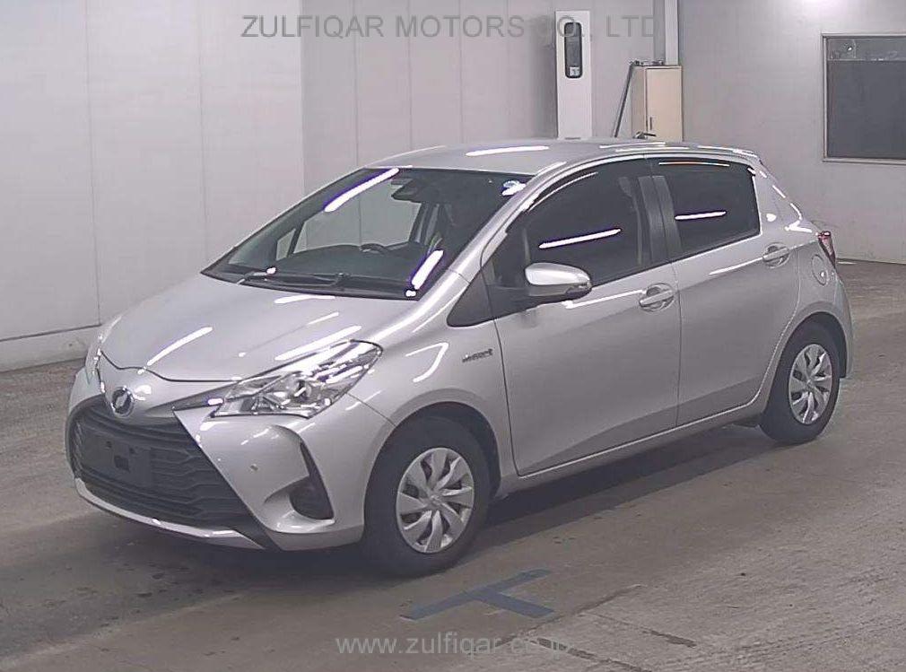 TOYOTA VITZ 2018 Image 4