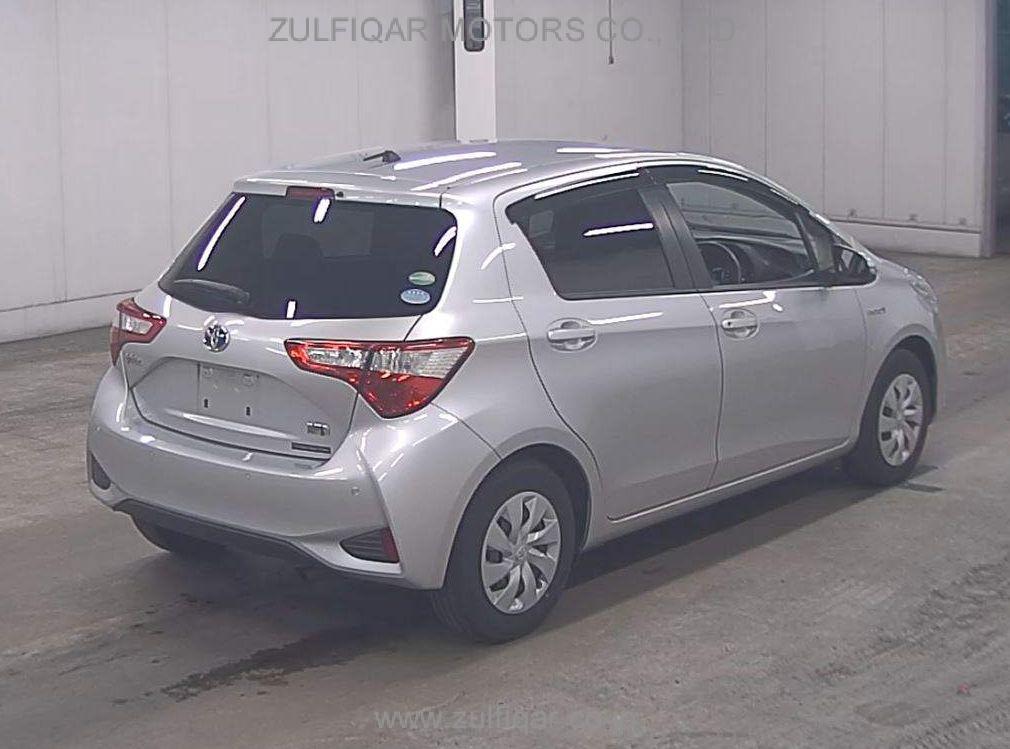 TOYOTA VITZ 2018 Image 5