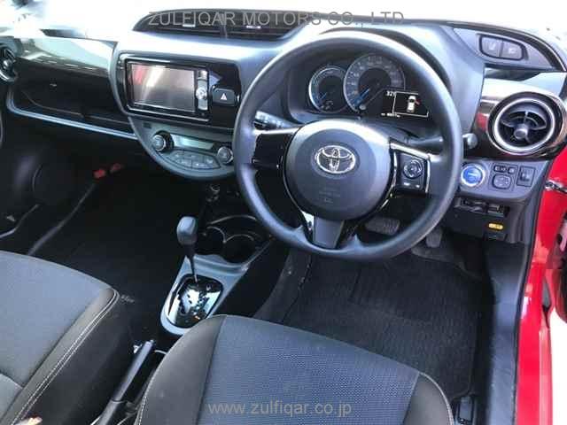 TOYOTA VITZ 2018 Image 3