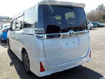 TOYOTA VOXY 2020 Image 17