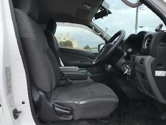 NISSAN NV350 CARAVAN 2019 Image 5