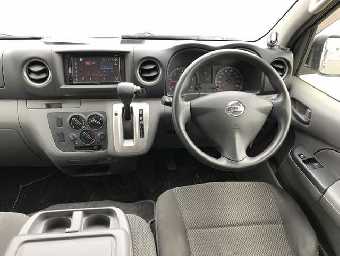 NISSAN NV350 CARAVAN 2019 Image 6