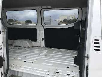 NISSAN NV350 CARAVAN 2019 Image 7