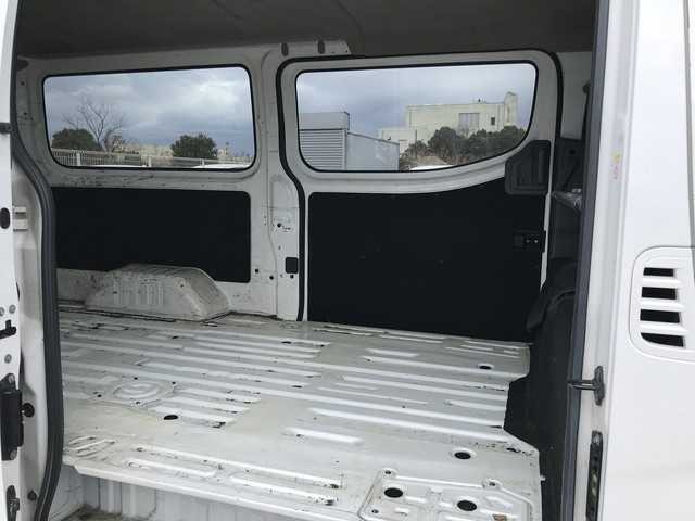 NISSAN NV350 CARAVAN 2019 Image 21