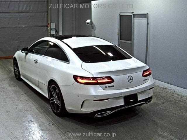 MERCEDES BENZ E CLASS 2019 Image 2