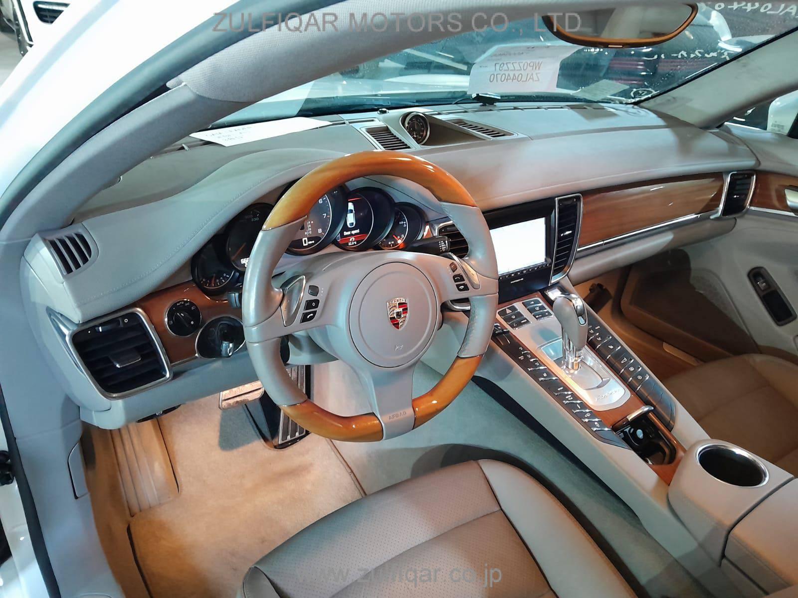 PORSCHE PANAMERA 2010 Image 19