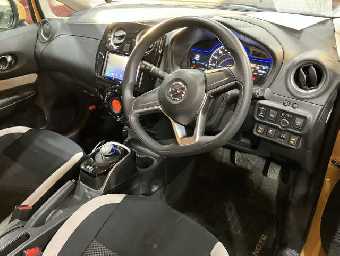 NISSAN NOTE 2019 Image 3