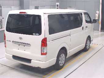 TOYOTA REGIUSACE 2014 Image 2