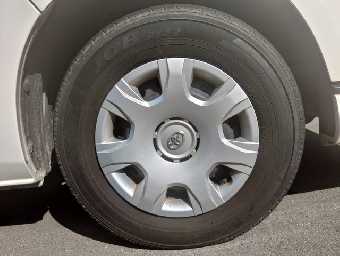 TOYOTA REGIUSACE 2014 Image 15