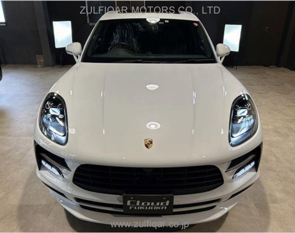 PORSCHE MACAN 2019 Image 20